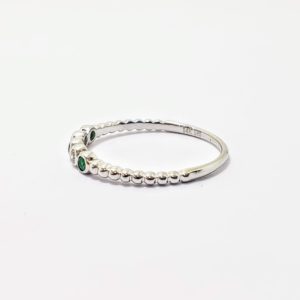 57900170-White-1
